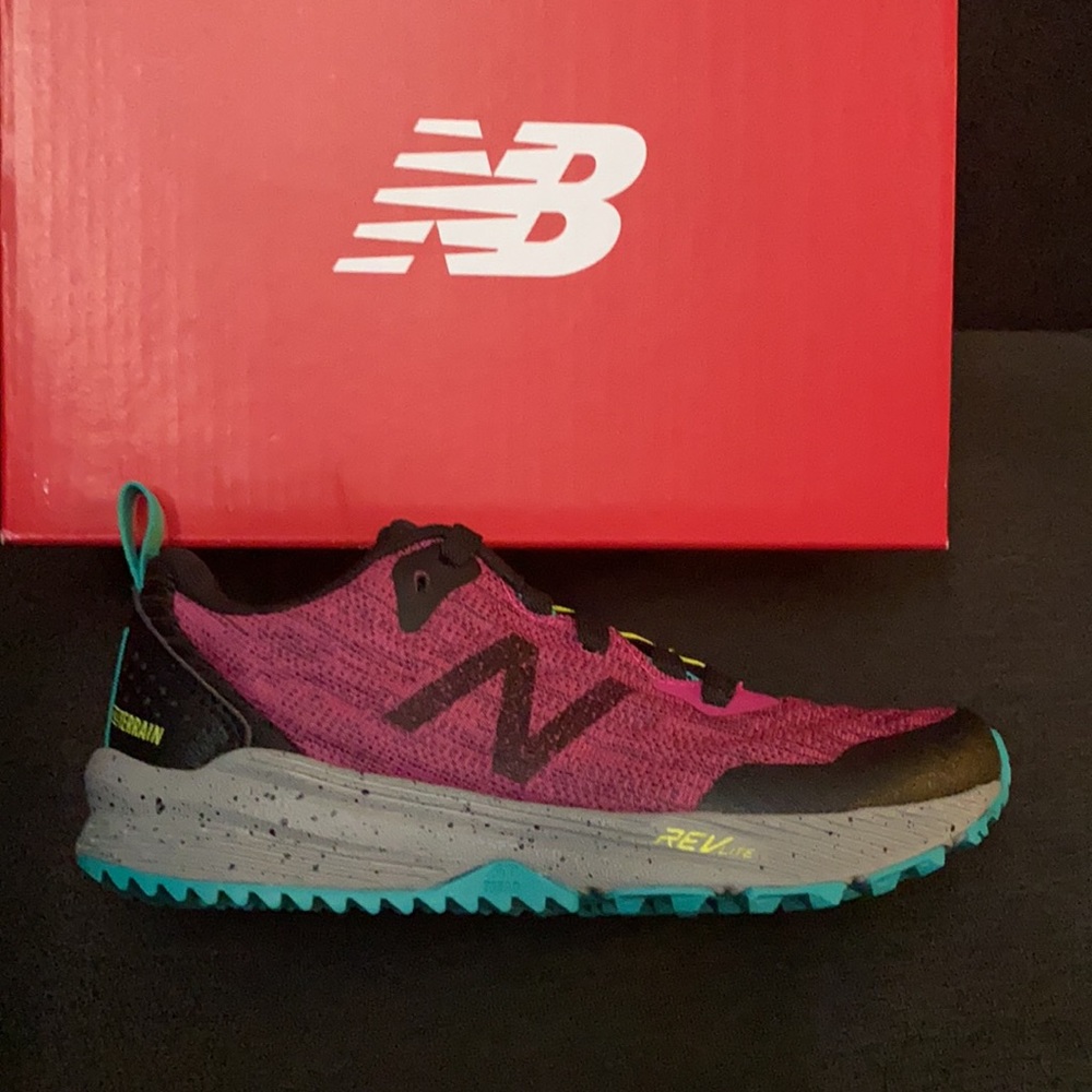 New Balance FuelCore NITREL Sneakers.  Unisex - Picture 3 of 4